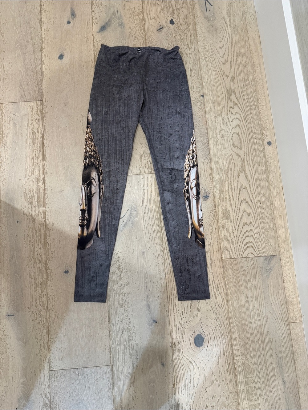 Noli Women's Gray Printed Buddha Yoga Leggings Sz Small like new